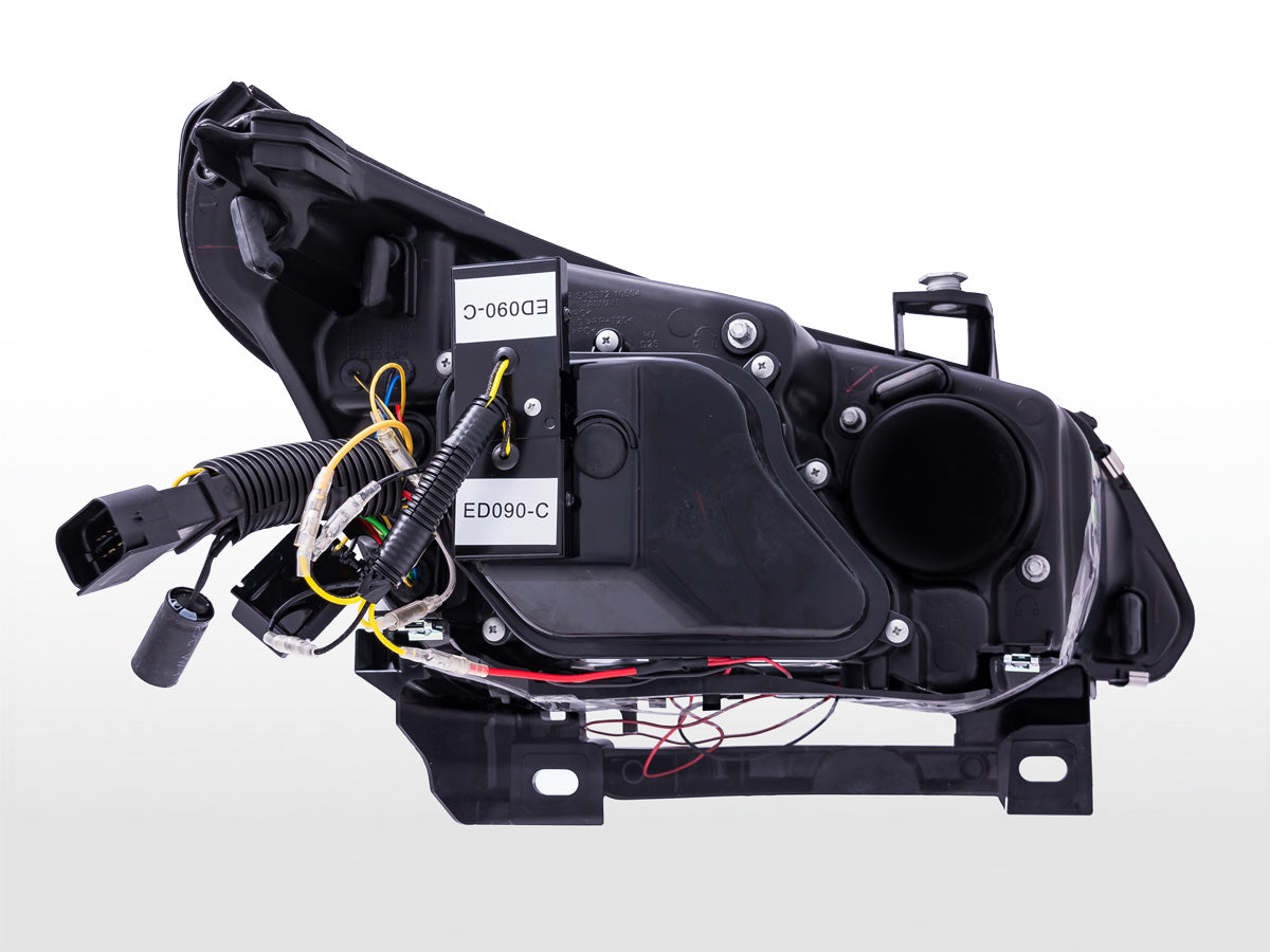 Angel Eyes Scheinwerfer mit beleuchteten LED Standlichtringen BMW 5er E60/E61 2008-2010 schwarz Angel Eyes Scheinwerfer mit beleuchteten LED Standlichtringen BMW 5er E60/E61 2008-2010 schwarz